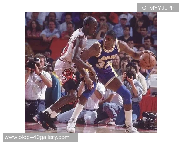 布鲁克洛佩斯：从NBA巨星到篮球战术革新者的传奇之路